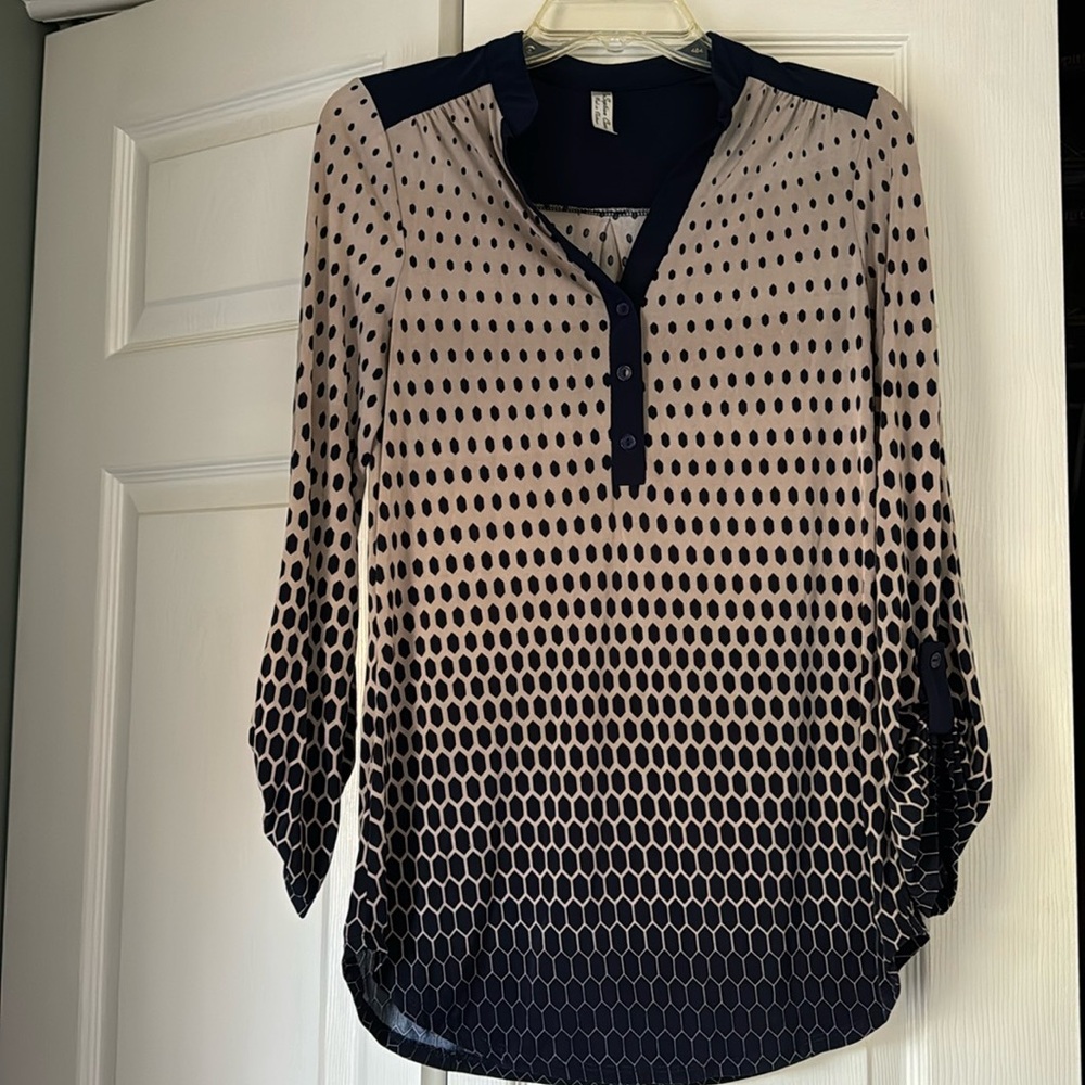 Women’s 3/4 sleeved top